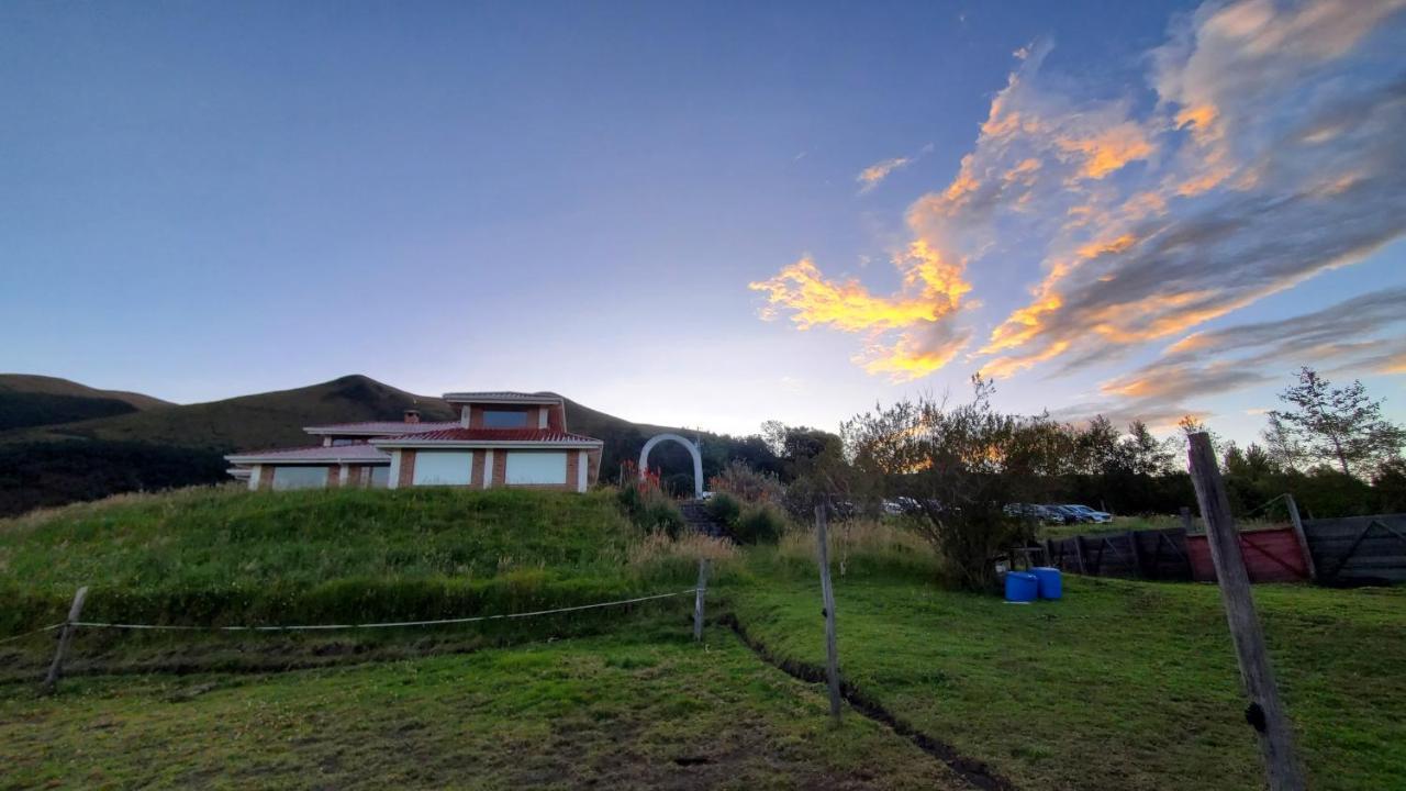 Balcon Al Cotopaxi Hosteria Sangolqui ภายนอก รูปภาพ