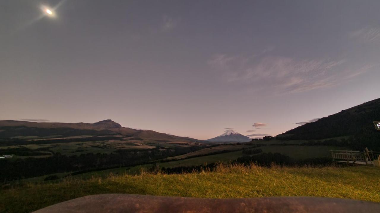 Balcon Al Cotopaxi Hosteria Sangolqui ภายนอก รูปภาพ